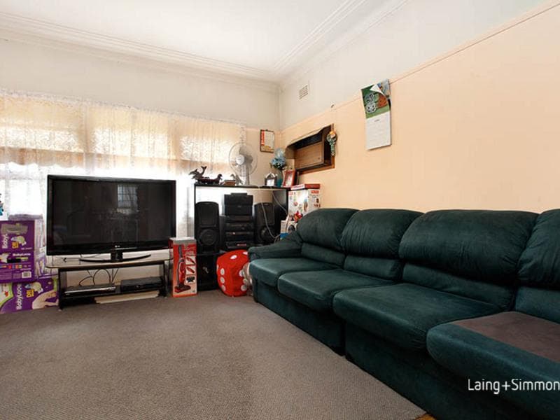 6 Myee Street, Merrylands, Merrylands - Thumbnail 3