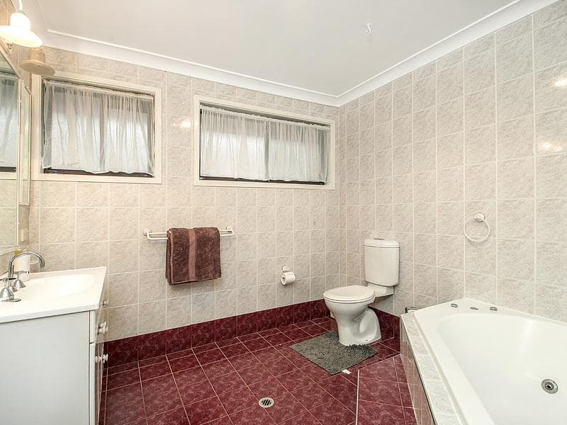 27 Camorta Close, Kings Park, Kings Park - Thumbnail 6