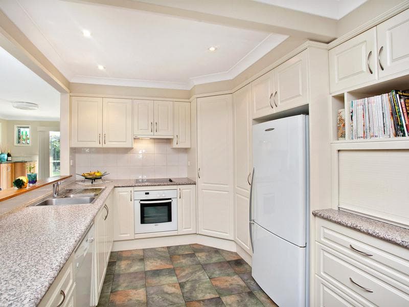 41 Nathaniel Parade, Kings Langley, Kings Langley - Thumbnail 2