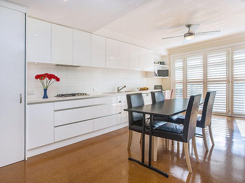 108/11 Wigram Lane, Glebe, Glebe - Thumbnail 2