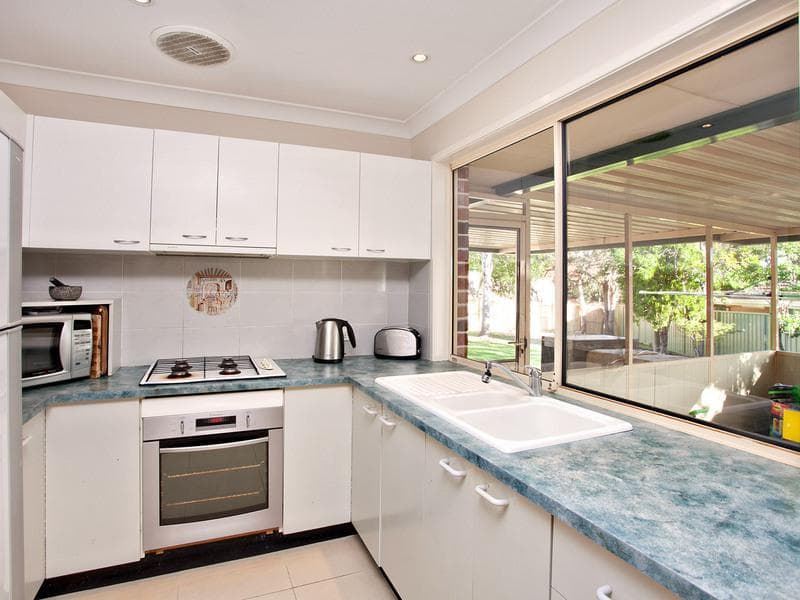 9 Ridgemont Place, Kings Park, Kings Park - Thumbnail 2