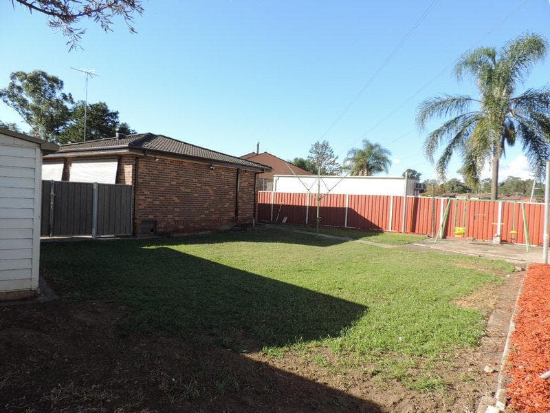 16 Kippax Street, Shalvey, Shalvey - Thumbnail 7