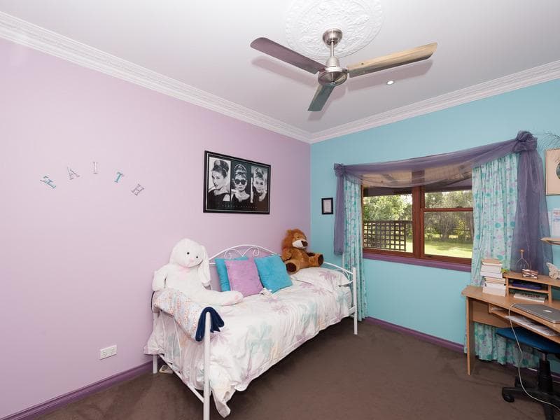24 Cain Close, King Creek, King Creek - Thumbnail 8