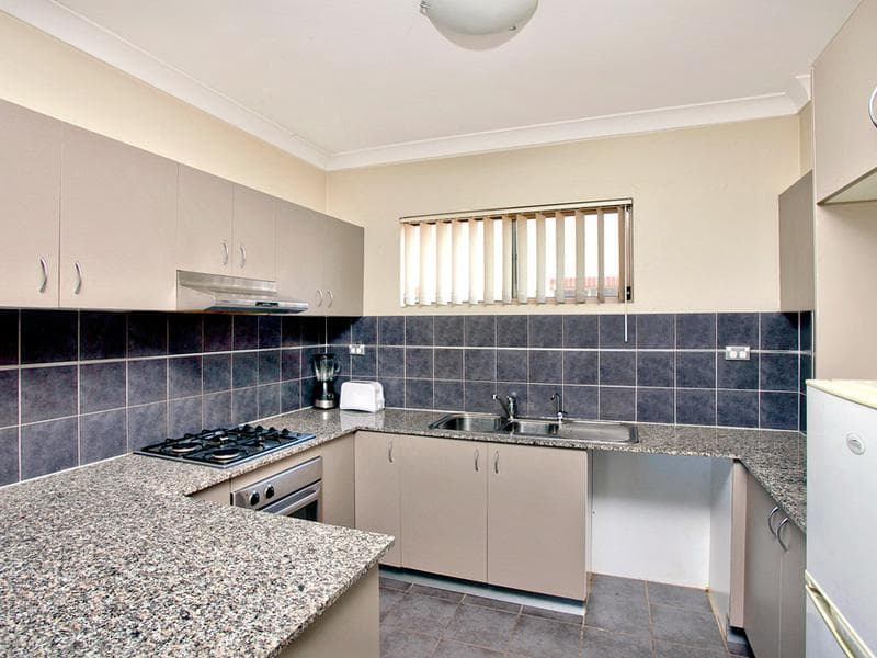 34/2 Wentworth Ave, Toongabbie, Toongabbie - Thumbnail 2