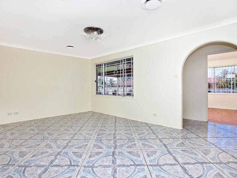 1/99-111																										Karimbla Road
														
								Miranda, NSW 2228, Hebersham - Thumbnail 4