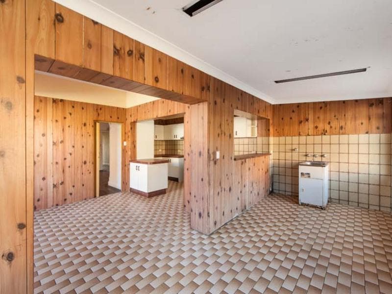 1/99-111																										Karimbla Road
														
								Miranda, NSW 2228, Kingsford - Thumbnail 4
