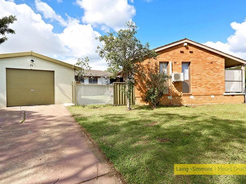101/13																										Spencer Street
														
								Fairfield, NSW 2165, Blackett - Image 1