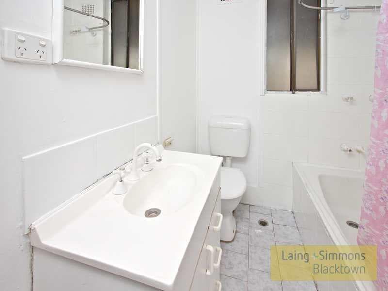 1/2-4																										Heather Street
														
								Port Macquarie, NSW 2444, Whalan - Thumbnail 6