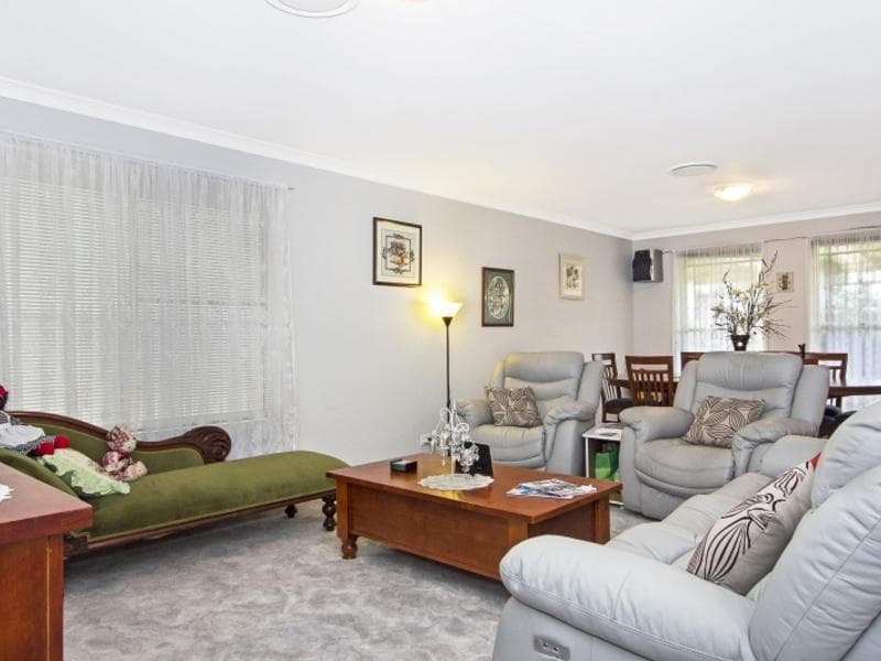34 Sapphire Circuit, Quakers Hill, Quakers Hill - Thumbnail 3