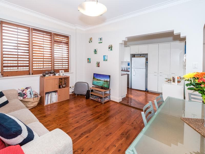 4/63 Curlewis Street, Bondi Beach, Bondi Beach - Thumbnail 3