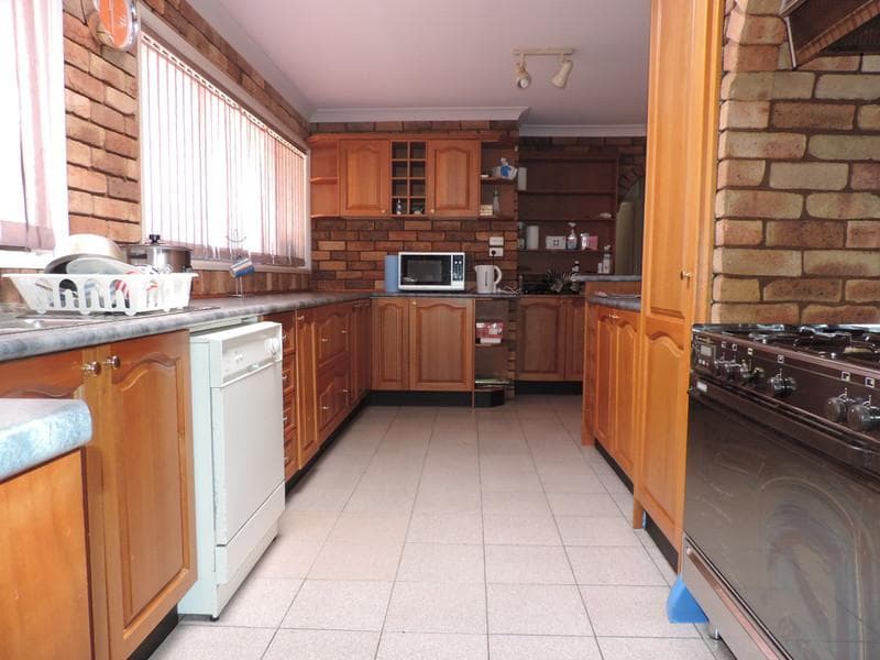 7/31																										Seaview Avenue
														
								Newport, NSW 2106, Hebersham - Thumbnail 4