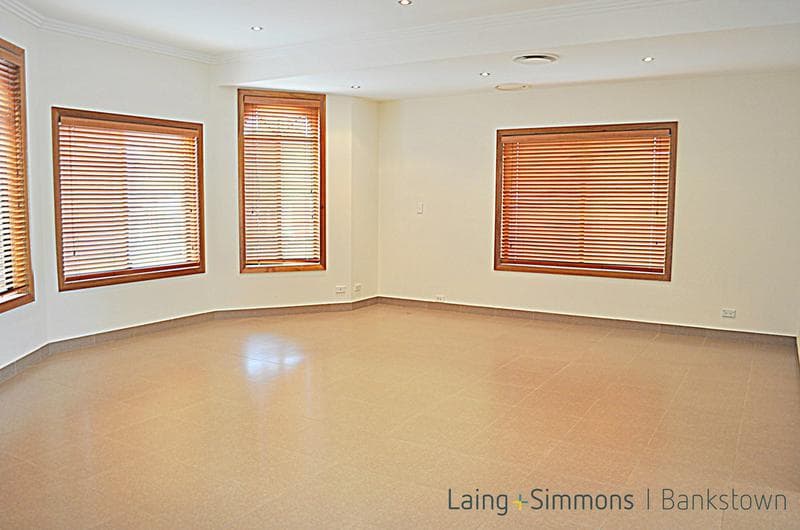 7/31																										Seaview Avenue
														
								Newport, NSW 2106, Panania - Thumbnail 2