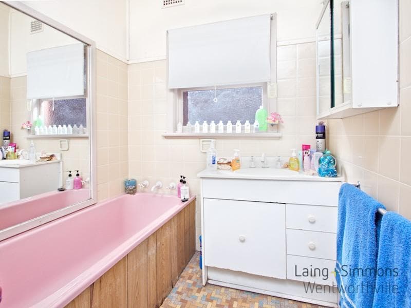 1/2-4																										Heather Street
														
								Port Macquarie, NSW 2444, Wentworthville - Thumbnail 6