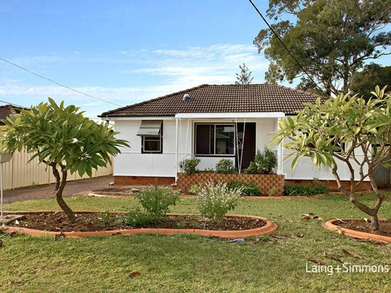 1/2-4																										Heather Street
														
								Port Macquarie, NSW 2444, Fairfield West - Image 1