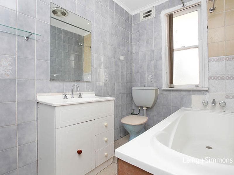 1/2-4																										Heather Street
														
								Port Macquarie, NSW 2444, Fairfield West - Thumbnail 7