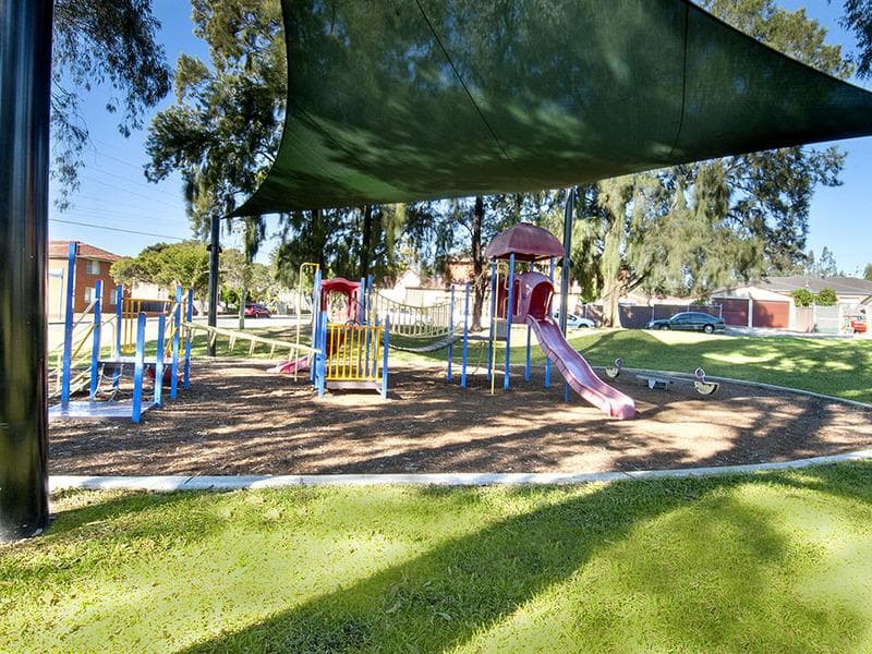 1/2-4																										Heather Street
														
								Port Macquarie, NSW 2444, Lakemba - Thumbnail 6