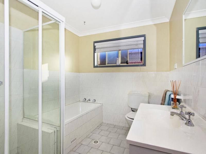 21b Manorhouse Blvd, Quakers Hill, Quakers Hill - Thumbnail 4