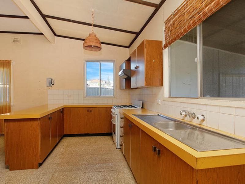 1/2-4																										Heather Street
														
								Port Macquarie, NSW 2444, Merrylands - Thumbnail 3