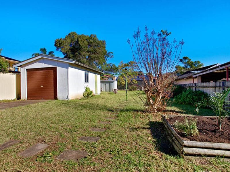1/2-4																										Heather Street
														
								Port Macquarie, NSW 2444, Merrylands - Thumbnail 6