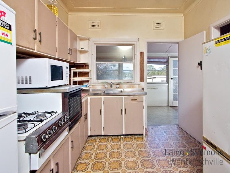 14 Emert St, Wentworthville, Wentworthville - Thumbnail 2