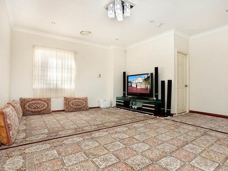 25 Broughton Street, Guildford, Guildford - Thumbnail 6