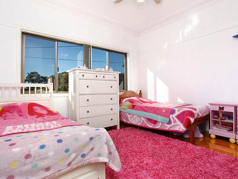 7/31																										Seaview Avenue
														
								Newport, NSW 2106, South Wentworthville - Thumbnail 5