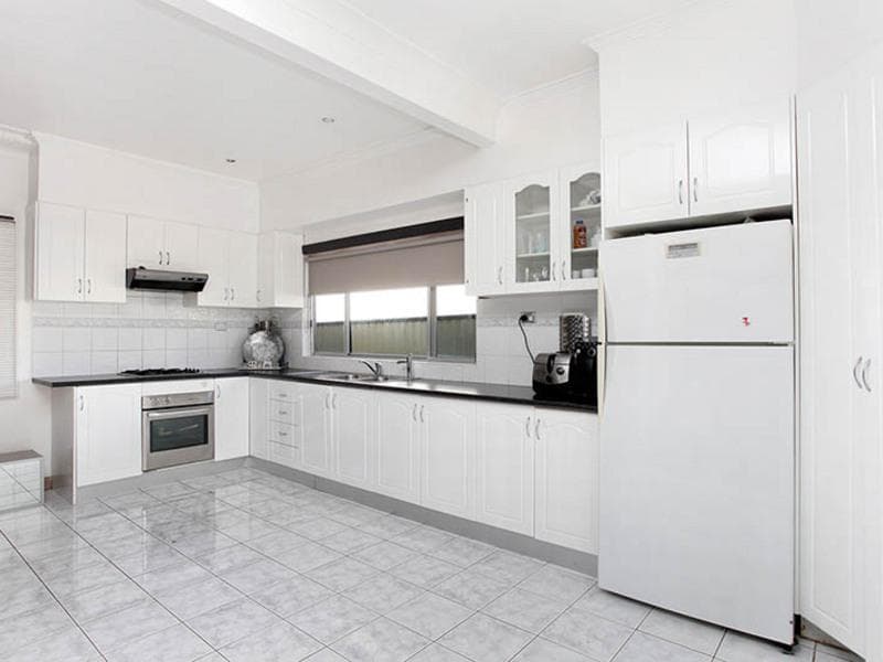 7/31																										Seaview Avenue
														
								Newport, NSW 2106, Guildford - Thumbnail 3