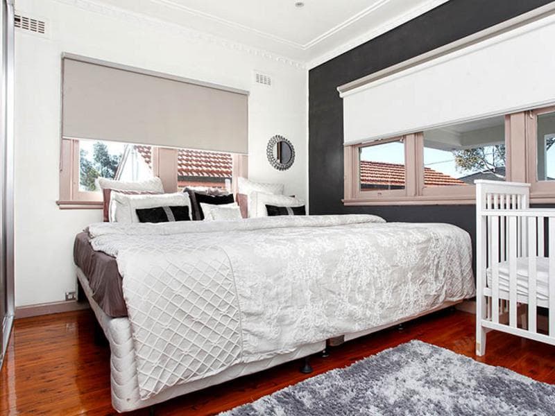 7/31																										Seaview Avenue
														
								Newport, NSW 2106, Guildford - Thumbnail 7