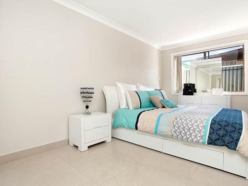 7/31																										Seaview Avenue
														
								Newport, NSW 2106, Guildford - Thumbnail 8