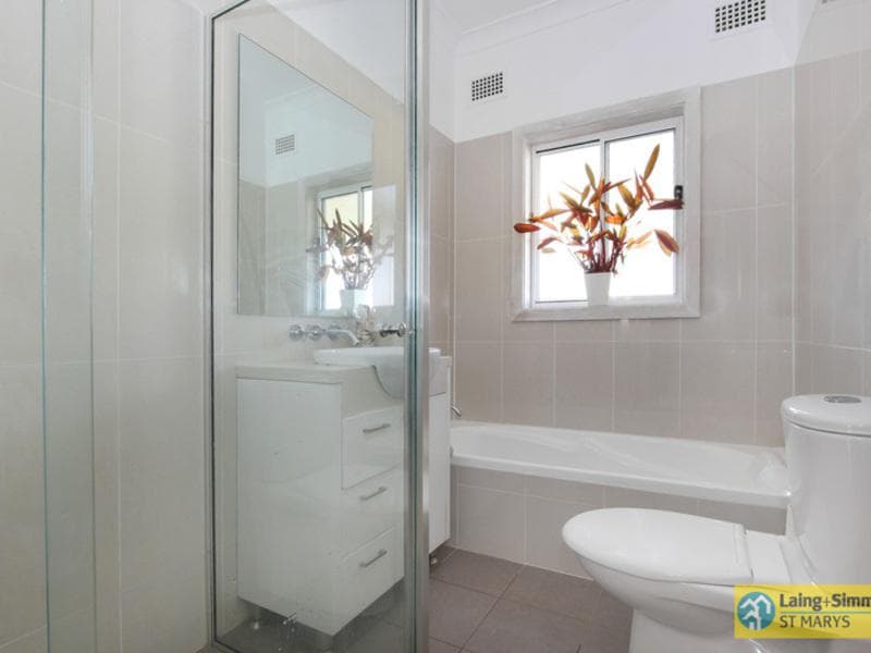 7/31																										Seaview Avenue
														
								Newport, NSW 2106, St Marys - Thumbnail 7