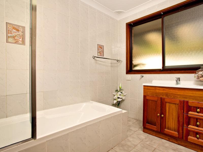 7/31																										Seaview Avenue
														
								Newport, NSW 2106, Kings Park - Thumbnail 4