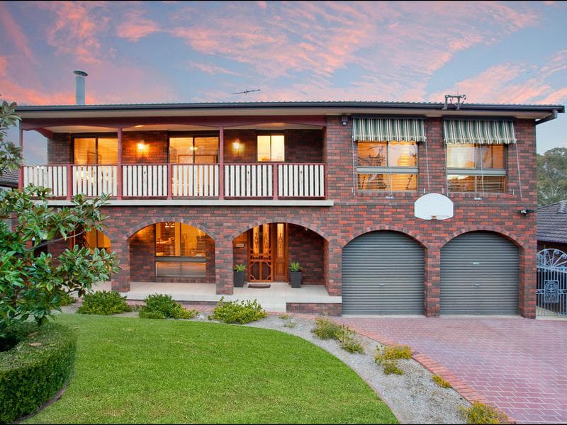 1/2-4																										Heather Street
														
								Port Macquarie, NSW 2444, Seven Hills - Image 1