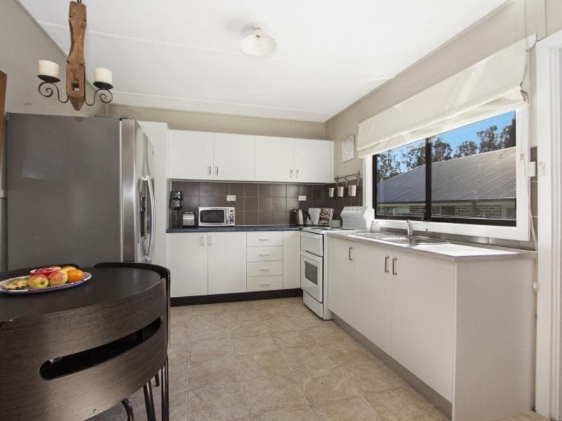 7/31																										Seaview Avenue
														
								Newport, NSW 2106, Riverstone - Thumbnail 2