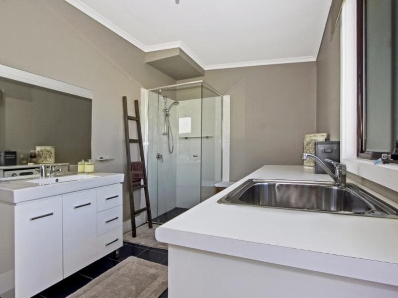 7/31																										Seaview Avenue
														
								Newport, NSW 2106, Riverstone - Thumbnail 4