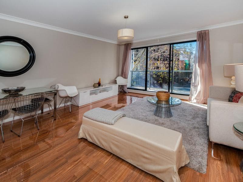 17/91-93 Macleay Street, Potts Point, Potts Point - Thumbnail 4