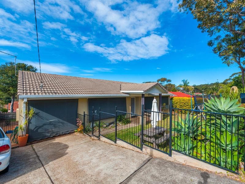 5/2a																										Toorak Court
														
								Port Macquarie, NSW 2444, Port Macquarie - Image 1