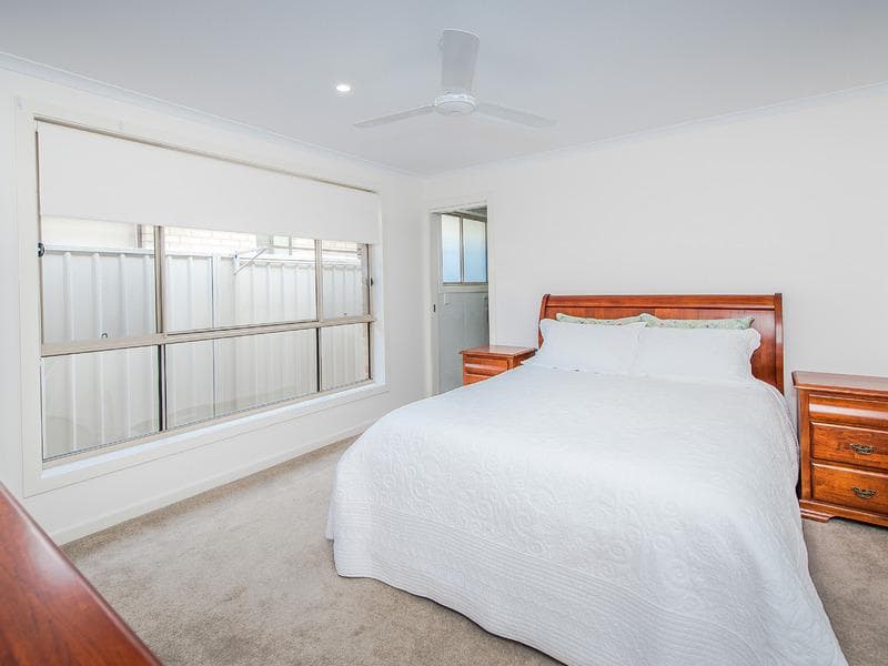 5/2a																										Toorak Court
														
								Port Macquarie, NSW 2444, Port Macquarie - Thumbnail 7
