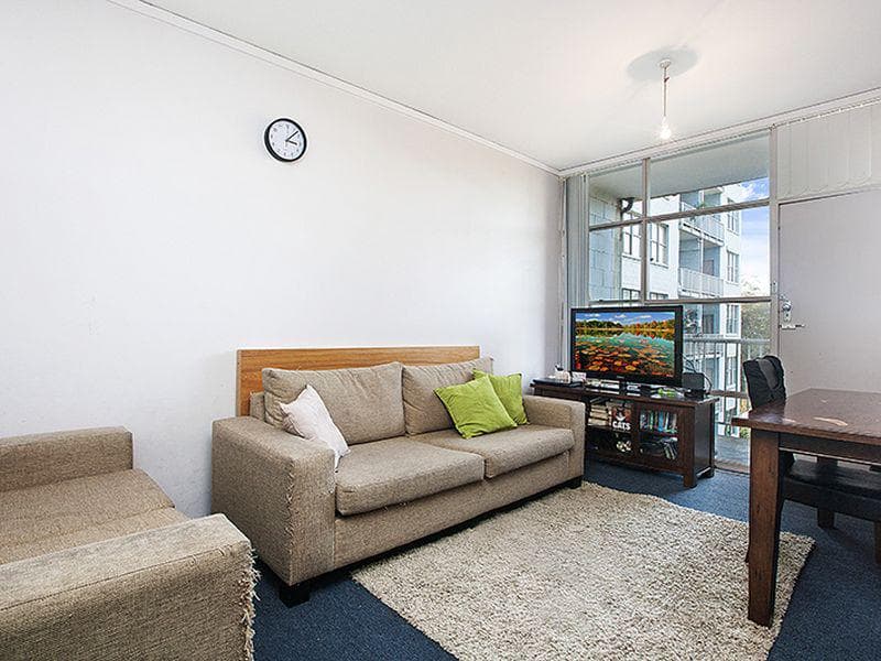 11/54-58																										Broomfield Street
														
								Cabramatta, NSW 2166, Glebe - Thumbnail 2