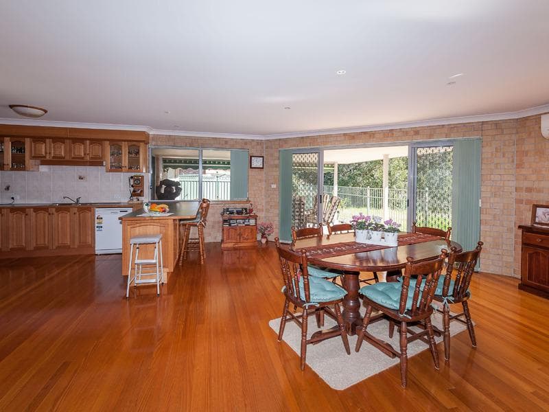 7/31																										Seaview Avenue
														
								Newport, NSW 2106, Port Macquarie - Thumbnail 3