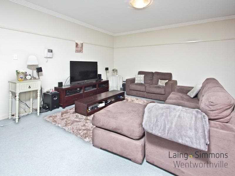 18/2 Conie Avenue, Baulkham Hills, Baulkham Hills - Thumbnail 2