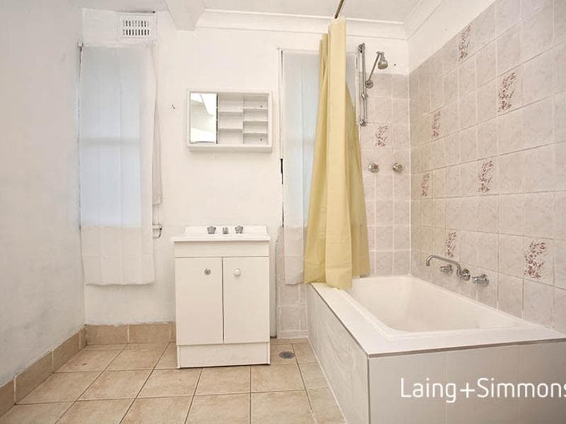 2/11-11A																										Ellis Street
														
								Merrylands, NSW 2160, Tregear - Thumbnail 4