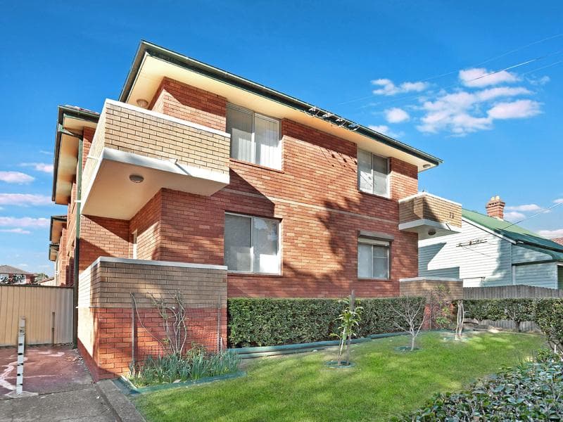 72 Ninth Ave, Campsie, Campsie - Image 1