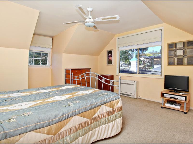 15 Reading Ave, Kings Langley, Kings Langley - Thumbnail 4