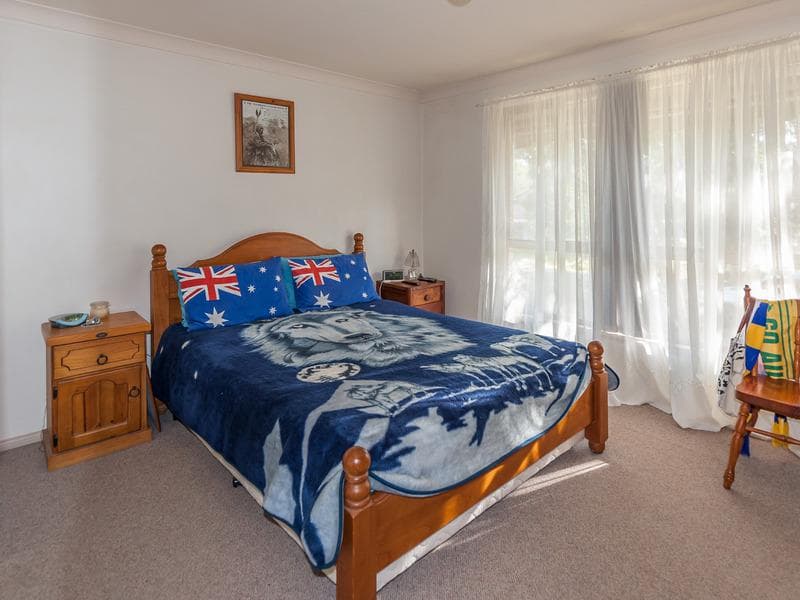 8 Shelbourne Place, Port Macquarie, Port Macquarie - Thumbnail 5