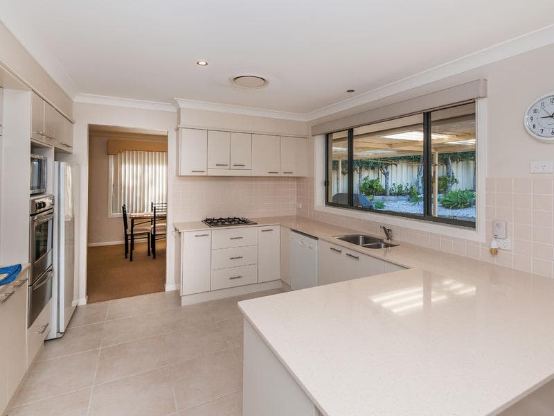 7/31																										Seaview Avenue
														
								Newport, NSW 2106, Port Macquarie - Thumbnail 2