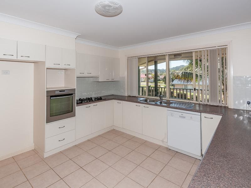 5/2a																										Toorak Court
														
								Port Macquarie, NSW 2444, Port Macquarie - Thumbnail 4
