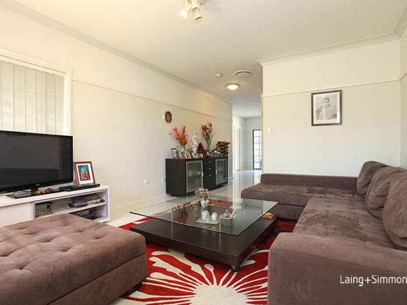 2/11-11a Ellis Street, Merrylands, Merrylands - Thumbnail 2