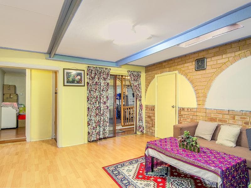 5/2a																										Toorak Court
														
								Port Macquarie, NSW 2444, Blacktown - Thumbnail 4