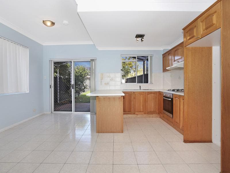 5/2a																										Toorak Court
														
								Port Macquarie, NSW 2444, Campsie - Thumbnail 2