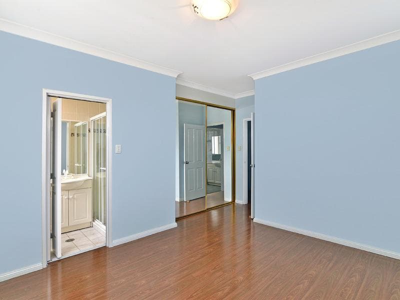 5/2a																										Toorak Court
														
								Port Macquarie, NSW 2444, Campsie - Thumbnail 5